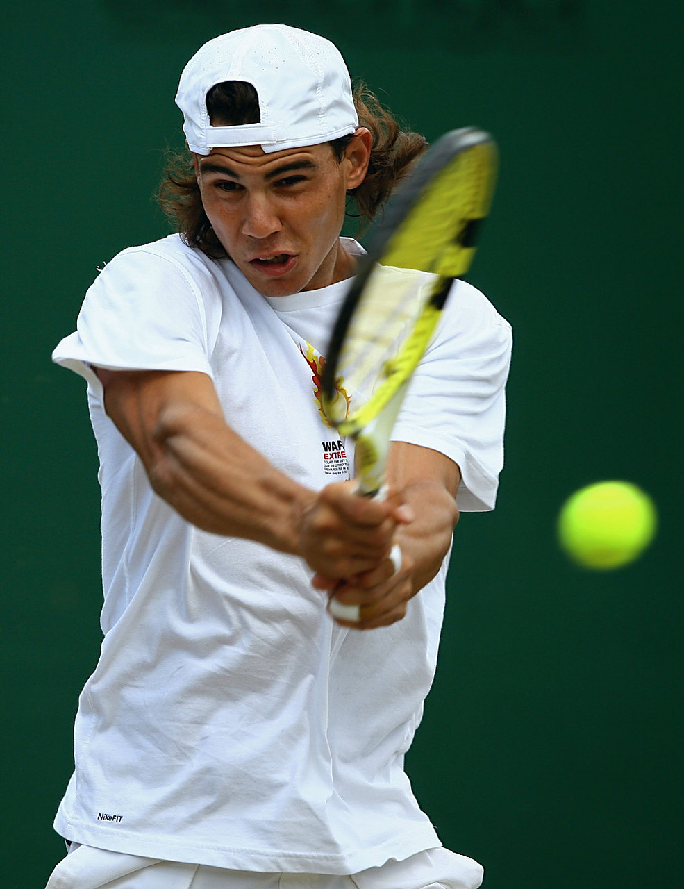 意大利网球队险胜西班牙网球队,纳达尔完成帽子戏法 意大利网球队险胜西班牙网球队,纳达尔完成帽子戏法