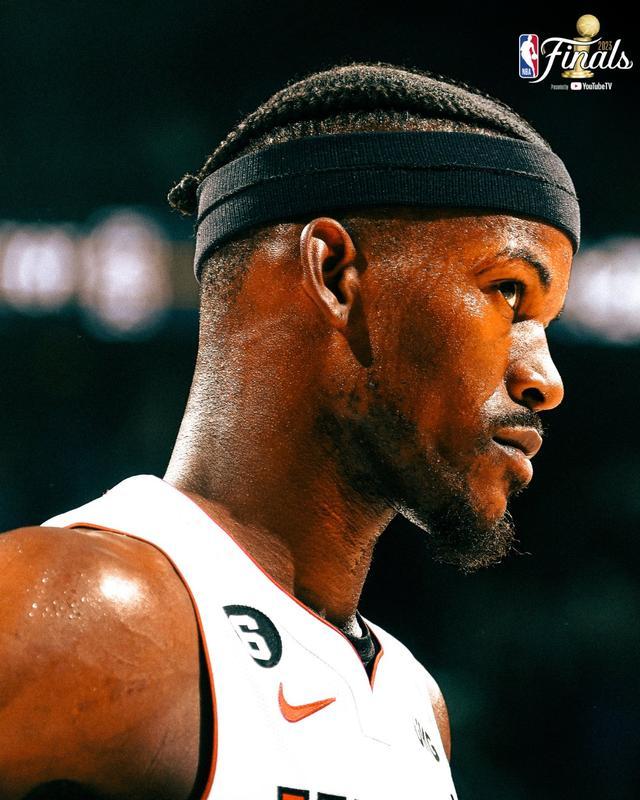 美国网球队险胜日本网球队，穆雷完成帽子戏法的简单介绍