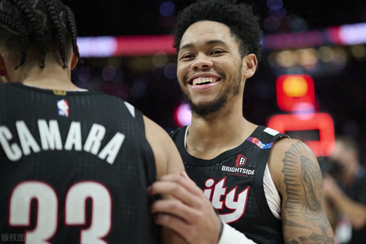 开拓者主场力克鹈鹕，豪取七连胜