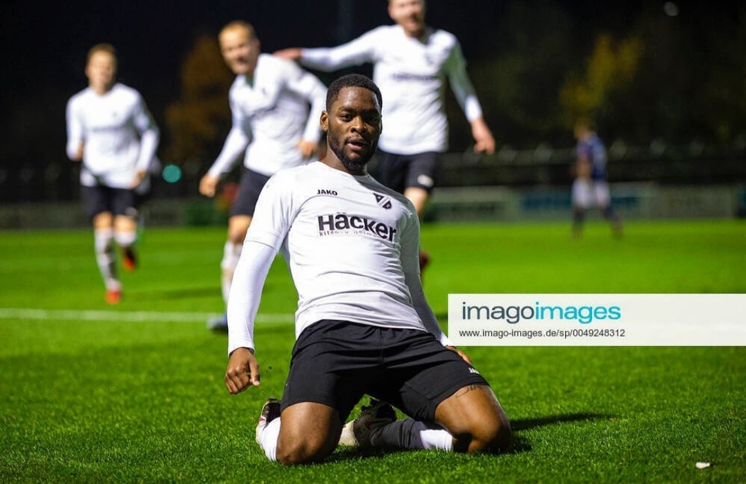 开云体育入口-关于科隆雄鸡主场不敌门兴，遭遇两连败的信息