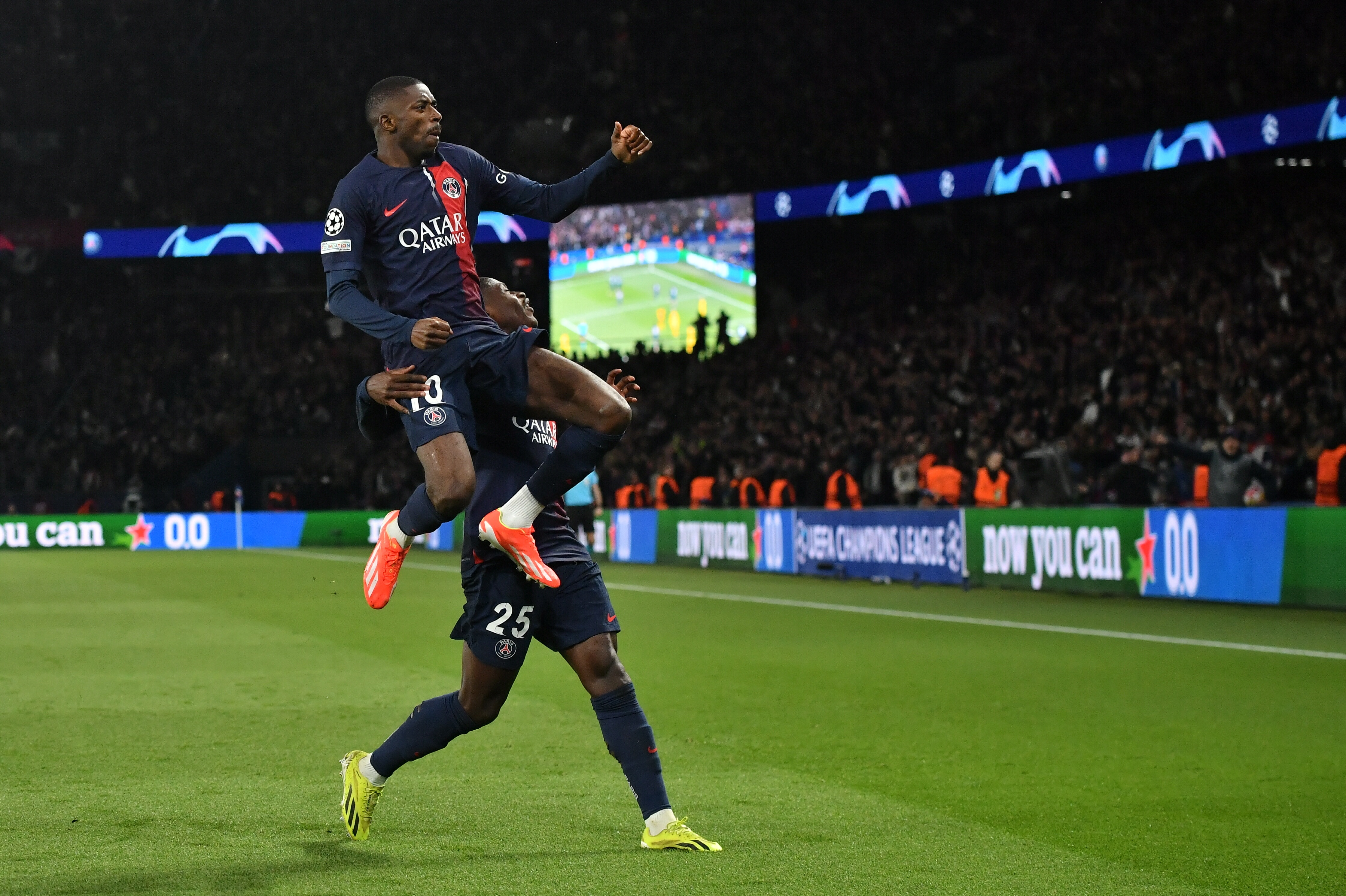 马赛前锋荣获法国最佳射手奖，成为焦点