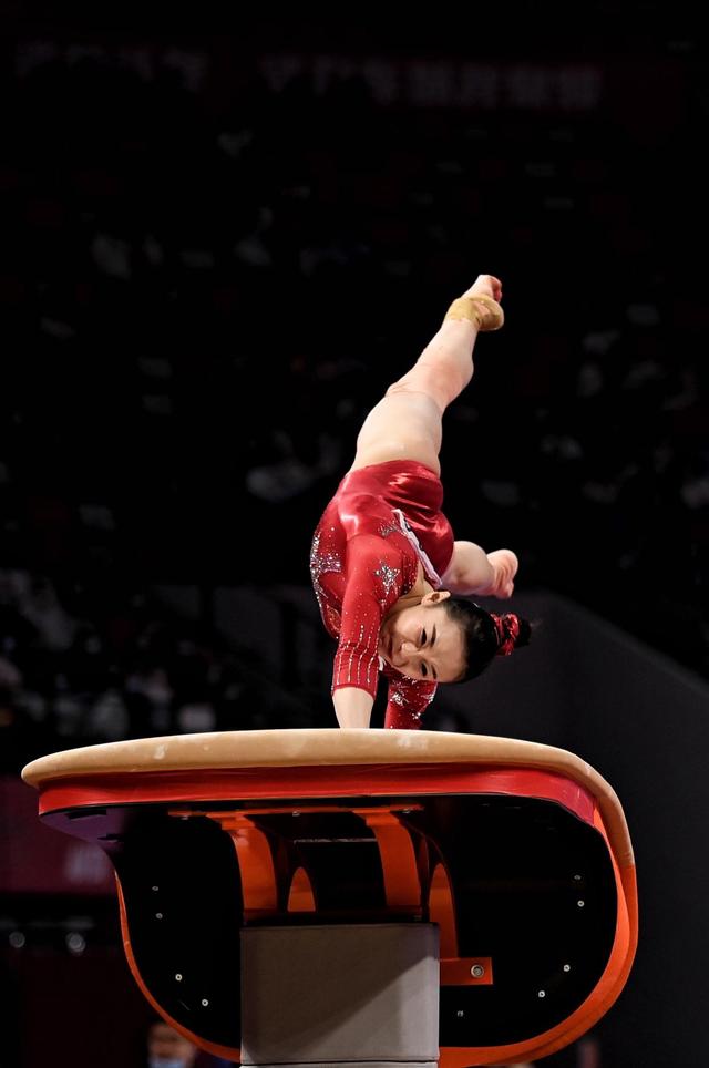 包含体操选手惊艳表演,越南夺得第一金牌的词条 包含体操选手惊艳表演,越南夺得第一金牌的词条