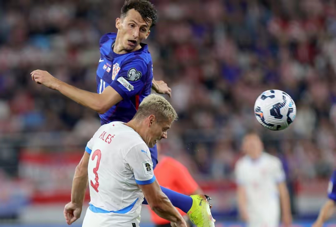 包含捷克国家队在欧预赛中惨败于荷兰,止步八强的词条 包含捷克国家队在欧预赛中惨败于荷兰,止步八强的词条