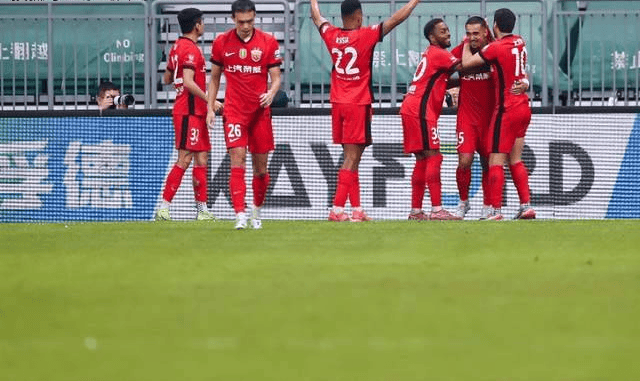 球队危机四伏！传闻内乱外援纷纷离队的简单介绍