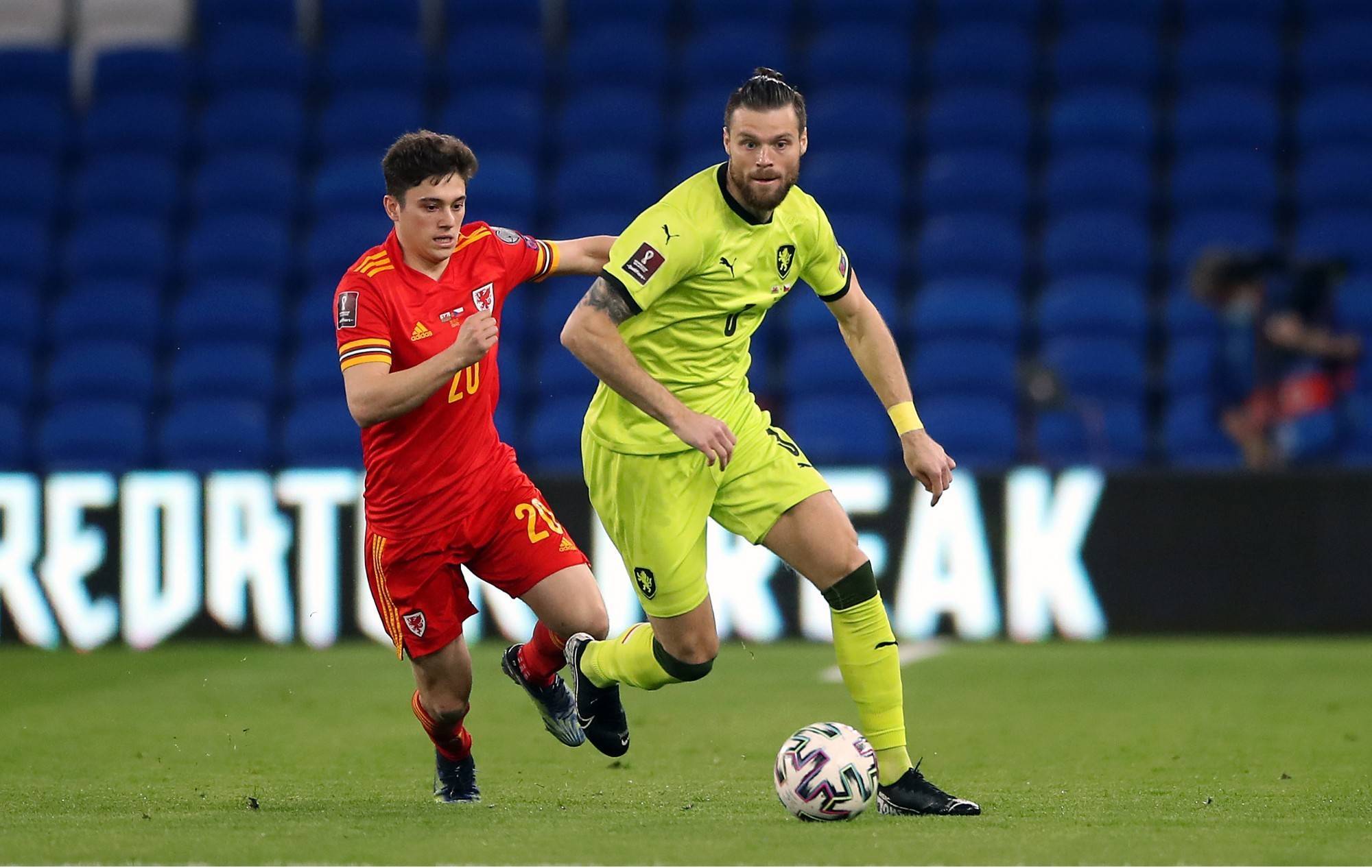 包含荷兰与捷克对决，胜者将晋级的词条