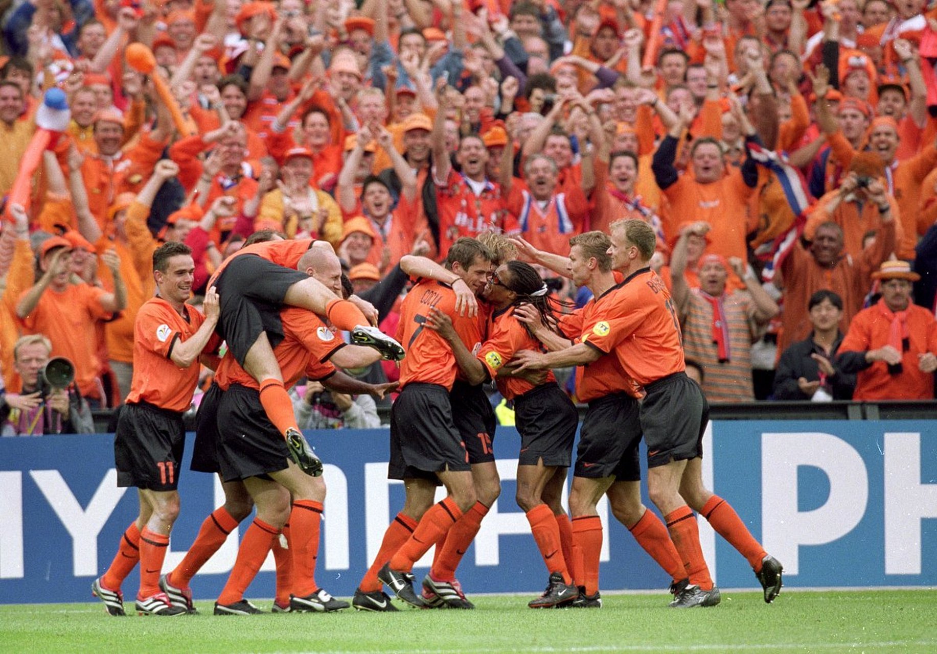 欧洲国际比赛的激动人心一幕 欧洲国际比赛的激动人心一幕