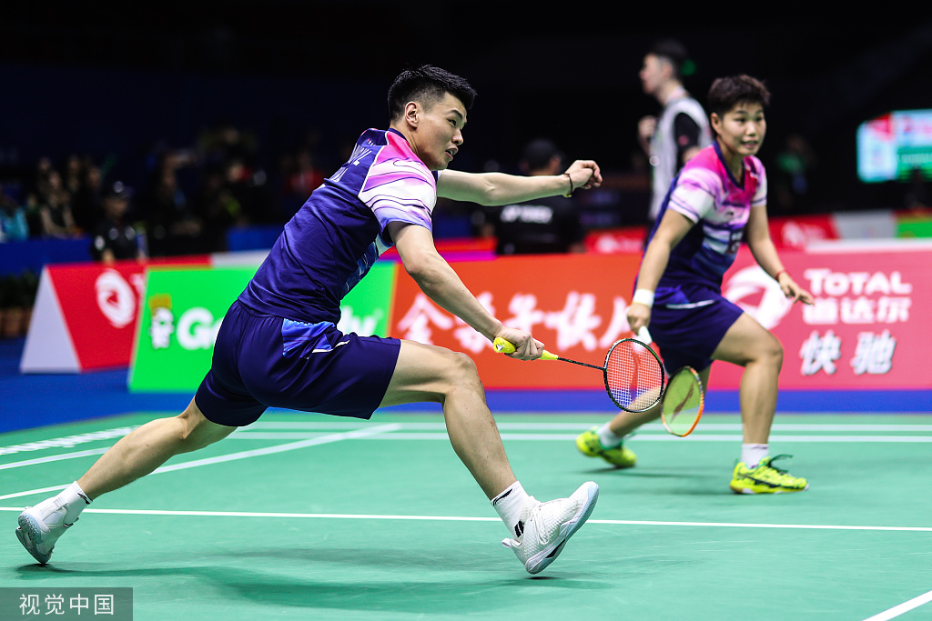 包含印度羽毛球队血洗韩国羽毛球队，谌龙统治全场的词条